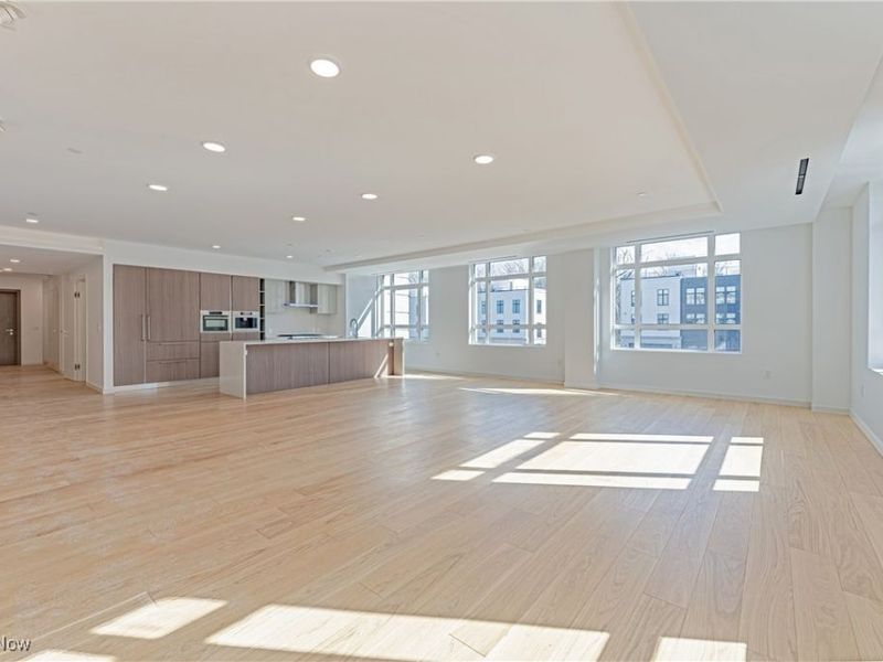 22700 Lake Road, Unit 306, Rocky River, OH 44116 Photo 10