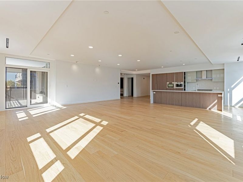 22700 Lake Road, Unit 306, Rocky River, OH 44116 Photo 12