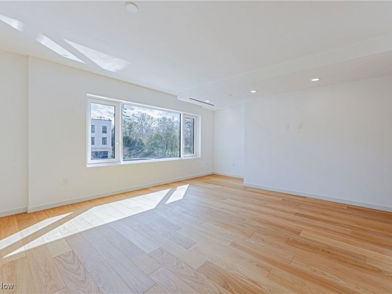 22700 Lake Road, Unit 306, Rocky River, OH 44116 Photo 14