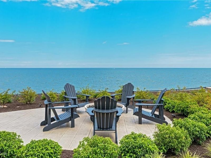 22700 Lake Road, Unit 305, Rocky River, OH 44116 Photo 24