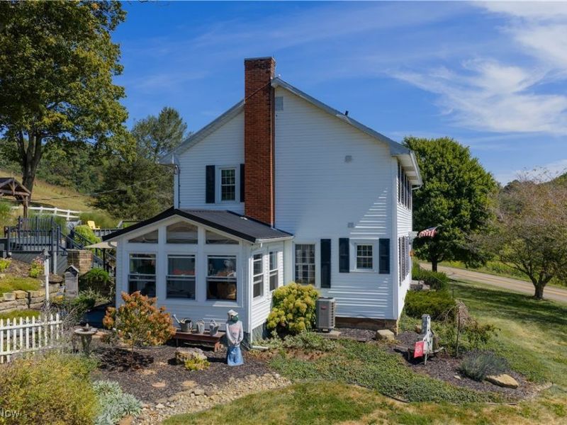 5043 Frys Valley Road SW, Port Washington, OH 43837 Photo 3