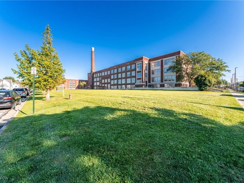 W Tech Avenue, Cleveland, OH 44102 Photo 5