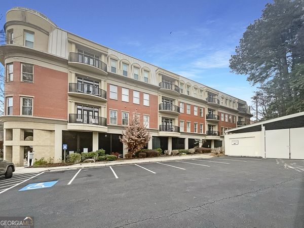560 Dutch Valley Road NE, Unit 2301, Atlanta, GA 30324