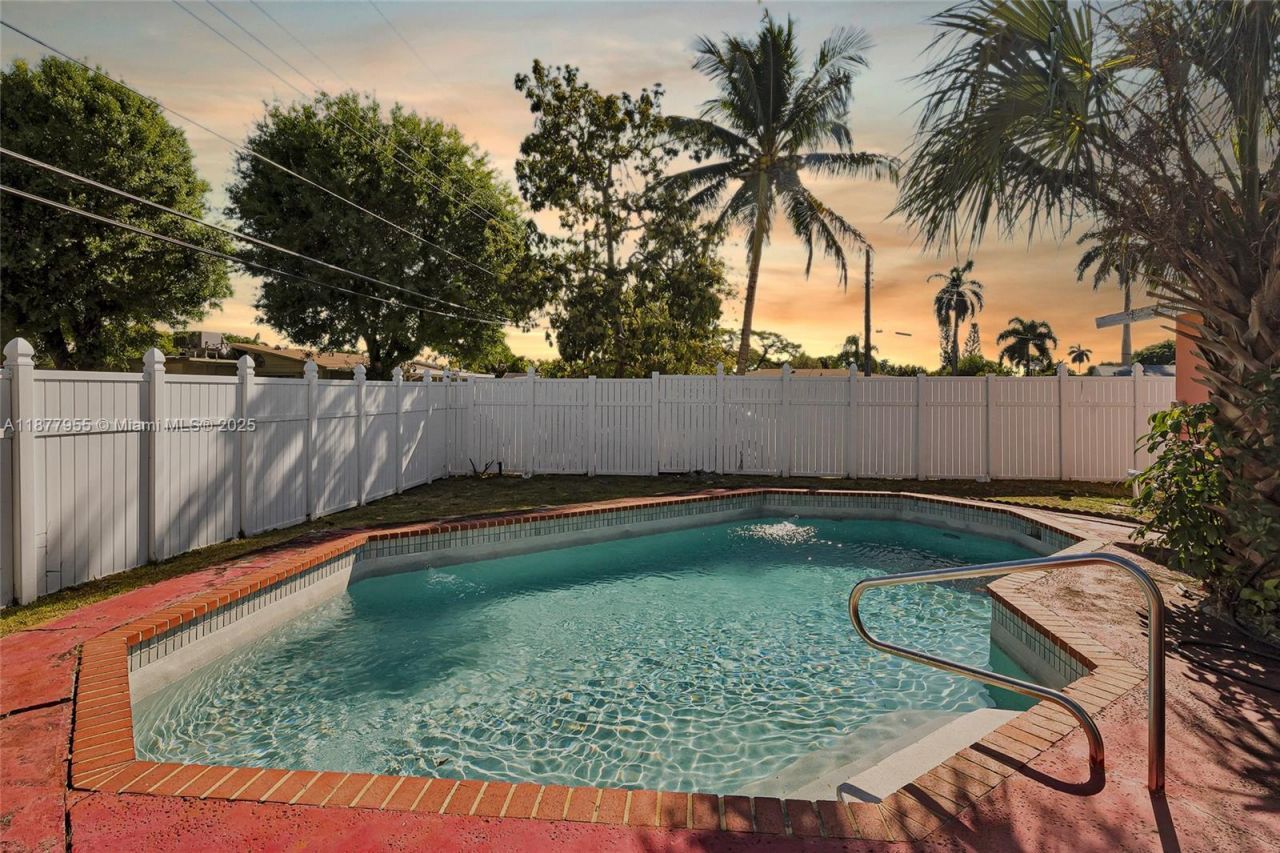 1412 NW 63rd Ave, Margate, FL 33063 Photo