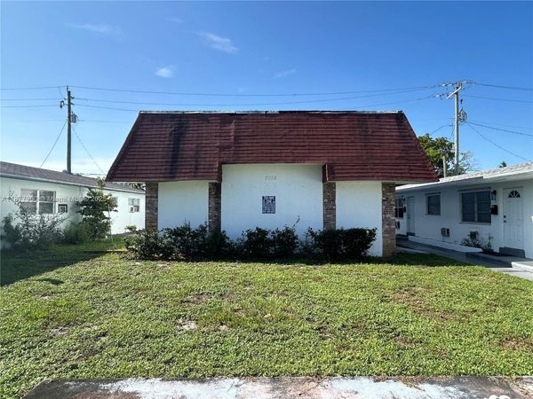 2028 Buchanan St, Hollywood, FL 33020