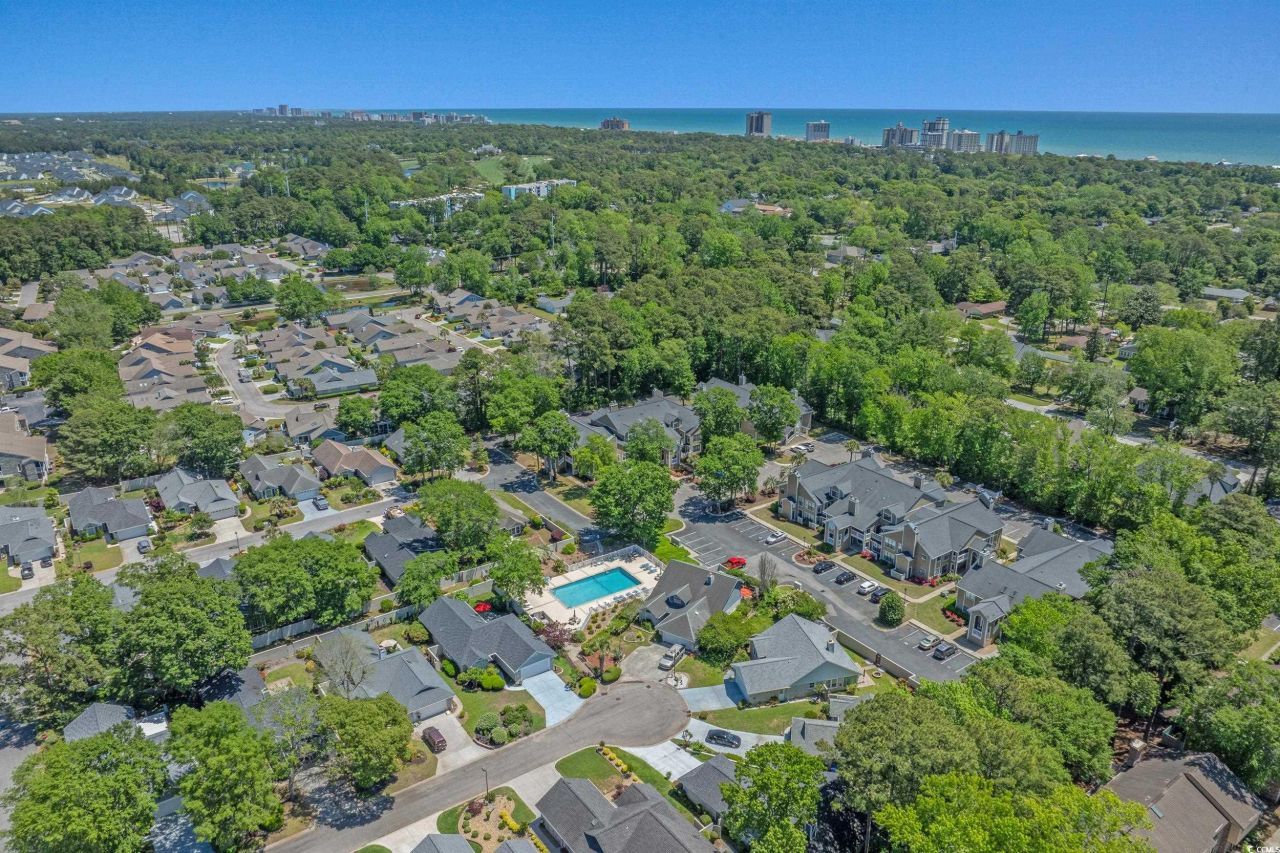 900 Courtyard Dr. Photo 33