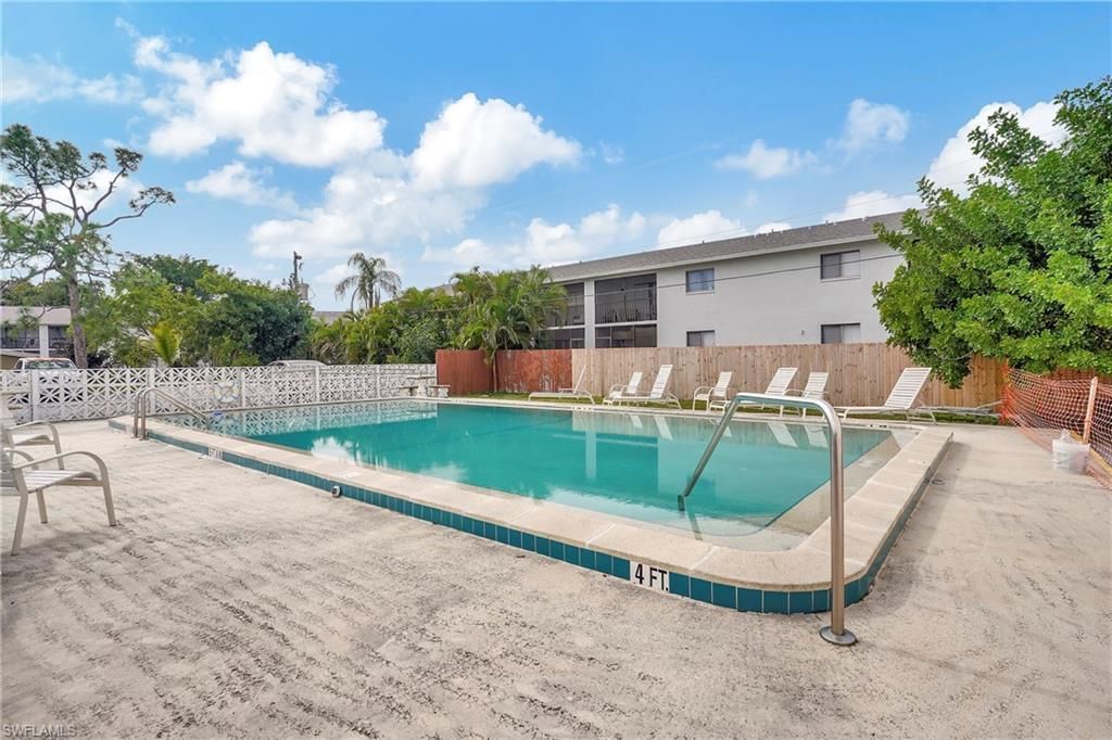 4906 Victoria Dr, Unit 209, Cape Coral, FL 33904 Photo