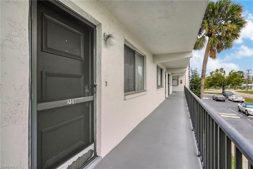 4906 Victoria Dr, Unit 209, Cape Coral, FL 33904 Photo