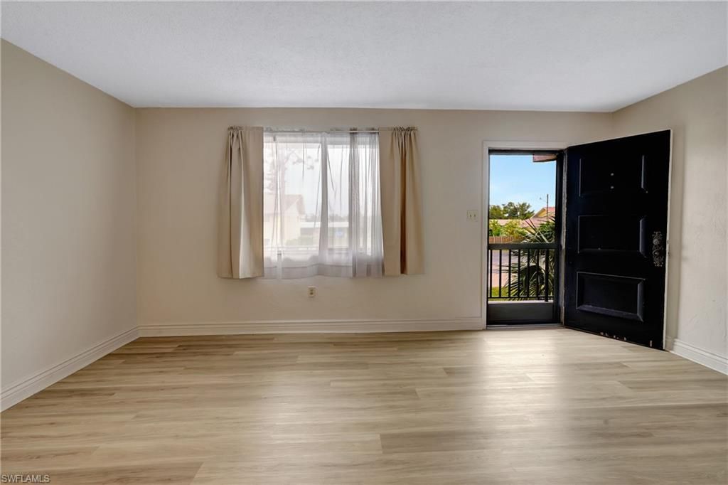 4906 Victoria Dr, Unit 209, Cape Coral, FL 33904 Photo