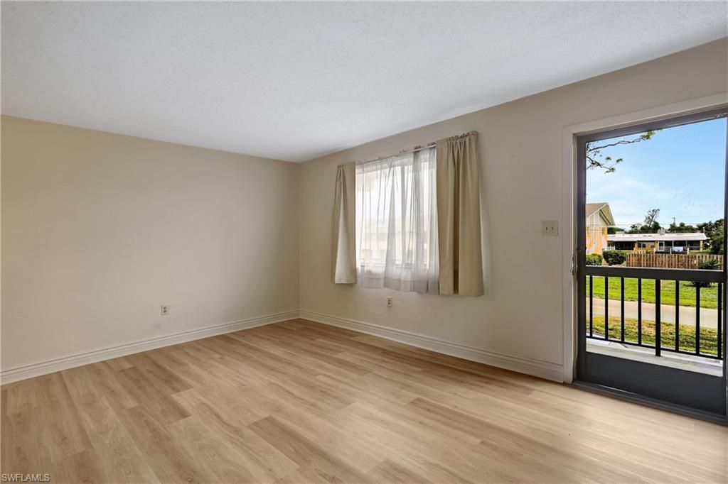 4906 Victoria Dr, Unit 209, Cape Coral, FL 33904 Photo