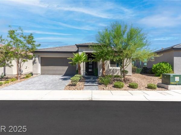 18 Sun Mirage Avenue, Henderson, NV 89011