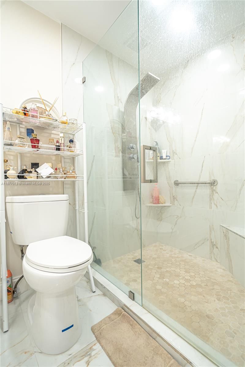 15905 SW 83rd Ter, Miami, FL 33193 Photo