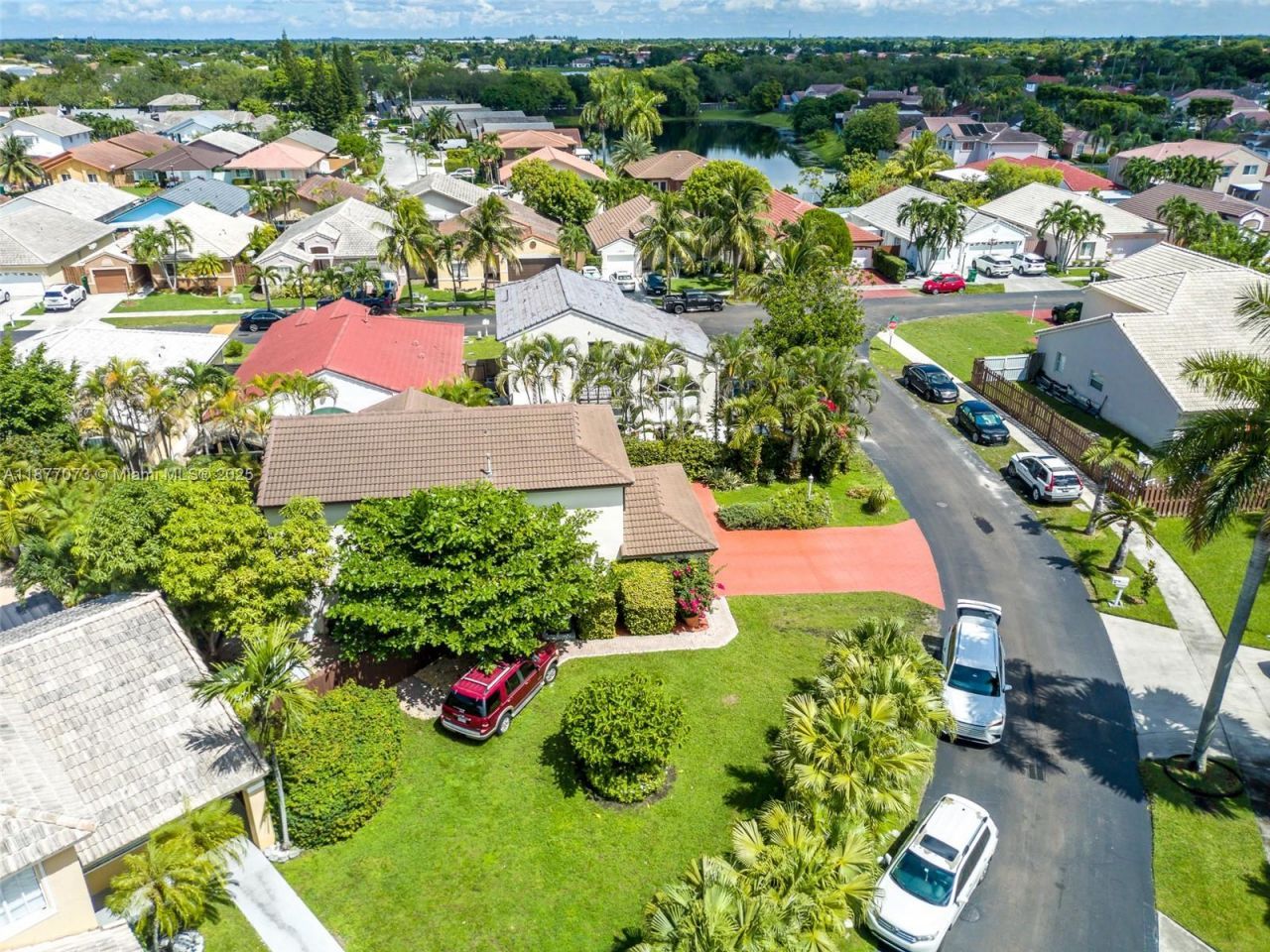 15905 SW 83rd Ter, Miami, FL 33193 Photo