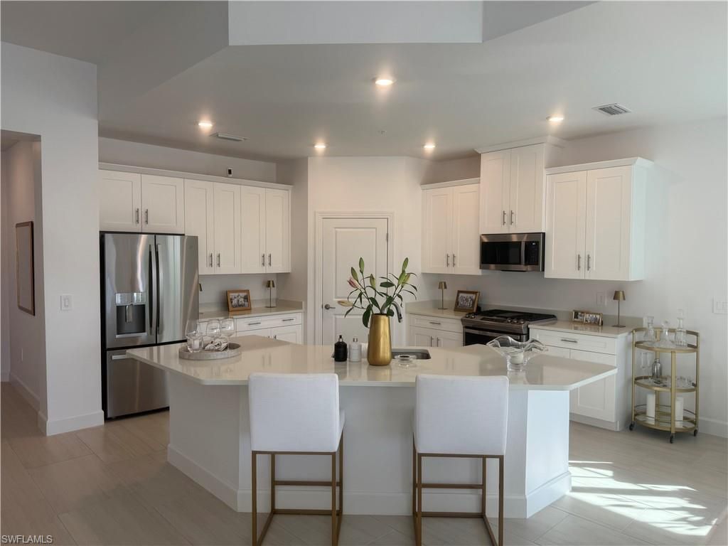 16885 Fairgrove Way, Unit 6-201, Naples, FL 34110 Photo