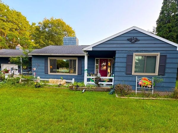 717 Parkdale Avenue, Manistee, MI 49660