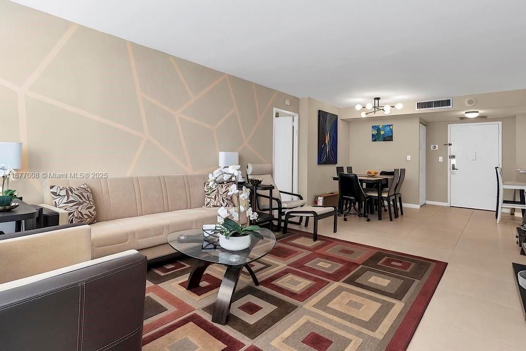 251 174th St, Unit 708, Sunny Isles Beach, FL 33160 Photo