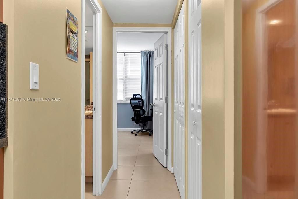 251 174th St, Unit 708, Sunny Isles Beach, FL 33160 Photo