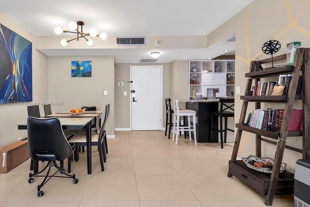 251 174th St, Unit 708, Sunny Isles Beach, FL 33160 Photo