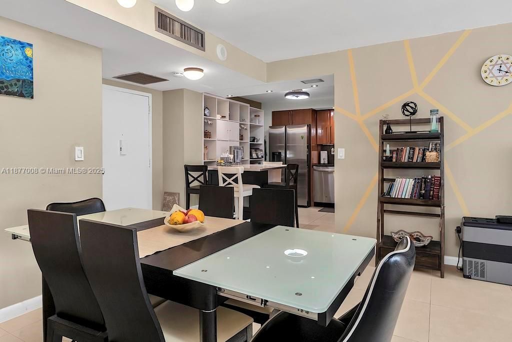 251 174th St, Unit 708, Sunny Isles Beach, FL 33160 Photo