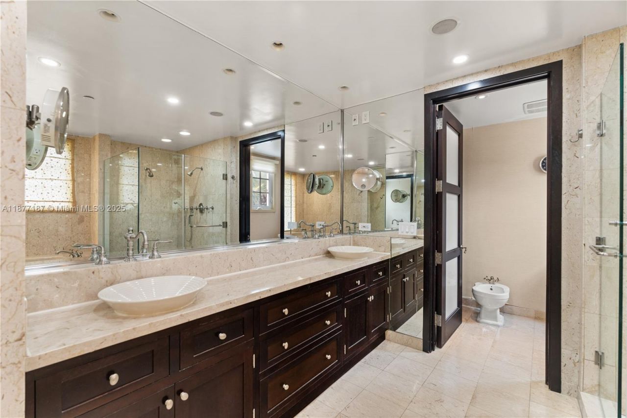 8011 Fisher Island Dr, Unit 8011, Miami Beach, FL 33109 Photo