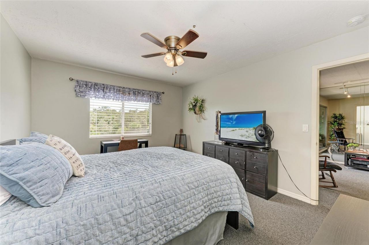 2124 Tamiami Trail, Unit 207, Sarasota, FL 34234 Photo