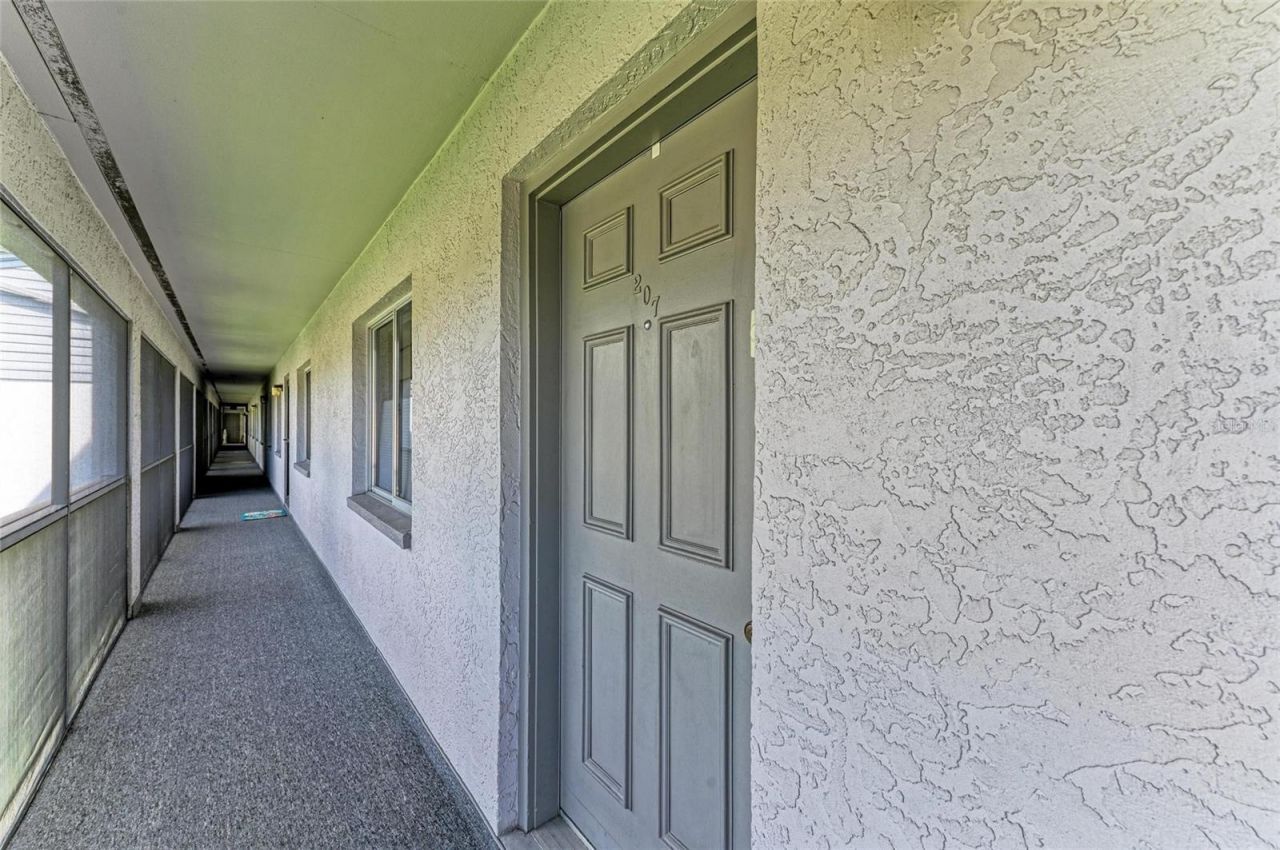 2124 Tamiami Trail, Unit 207, Sarasota, FL 34234 Photo