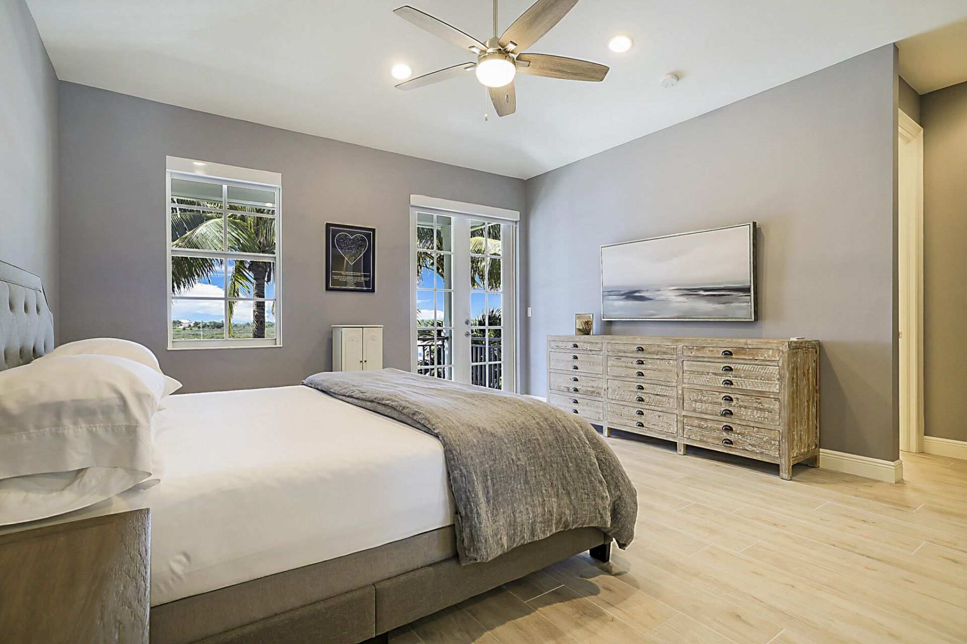 140 Ocean Breeze Drive, Juno Beach, FL 33408 Photo