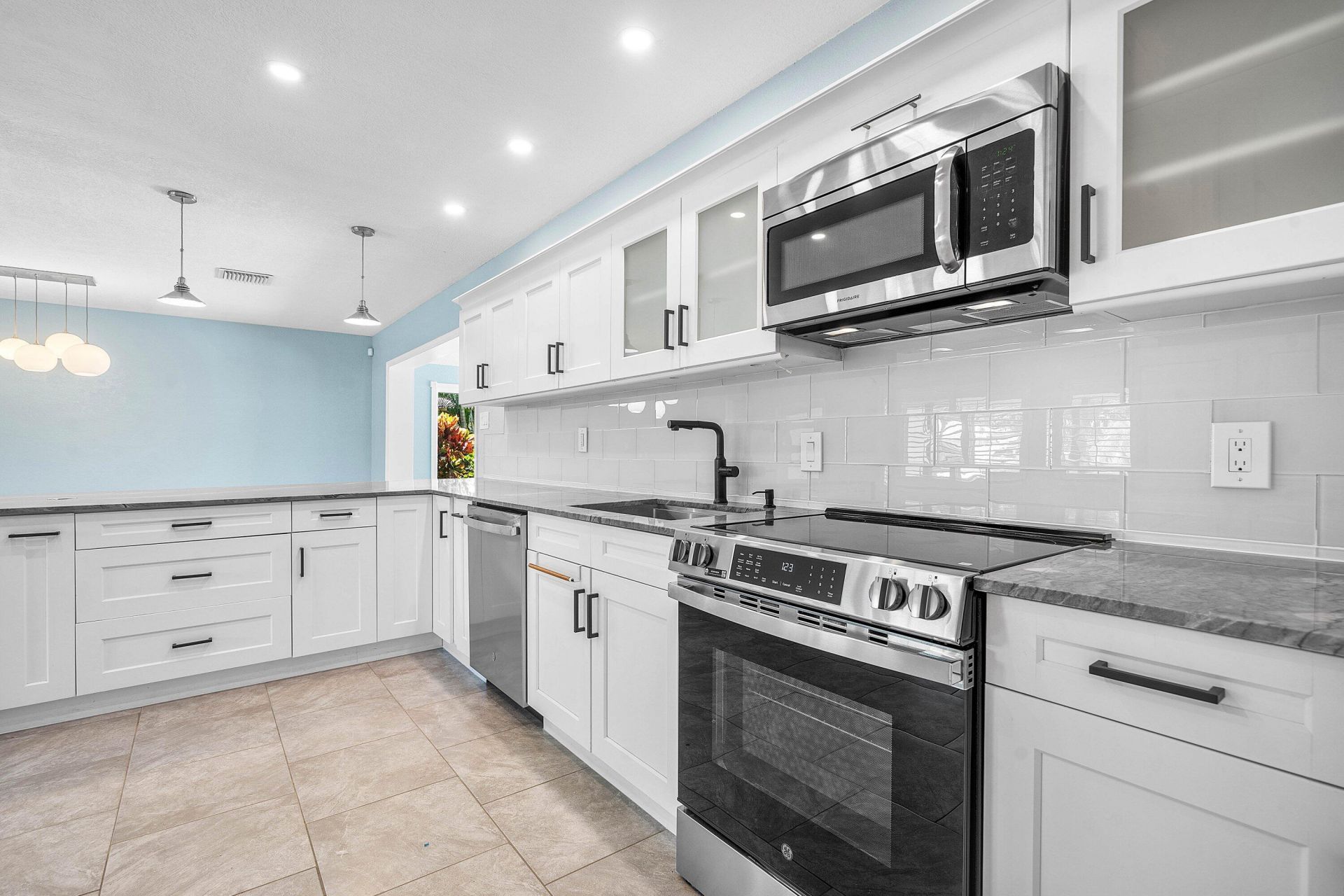 2701 SW 6th Street, Boynton Beach, FL 33435 Photo