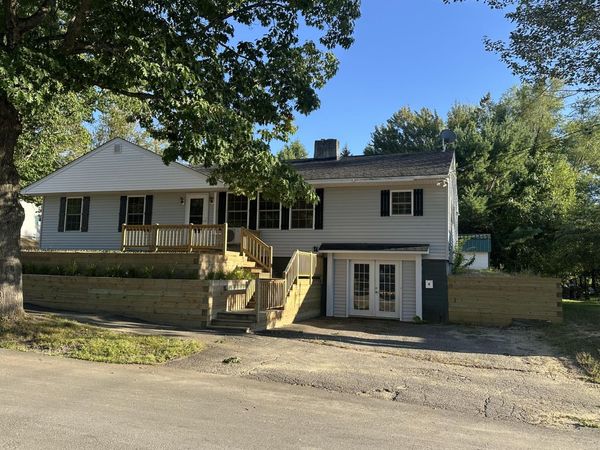 6 Colony Place, Millinocket, ME 04462