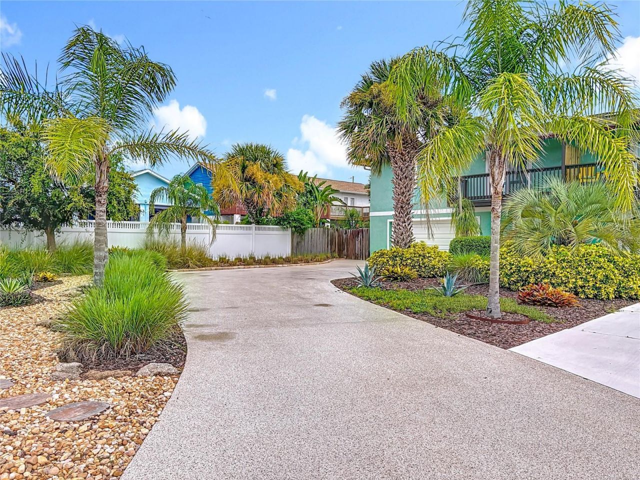 3813 Sandstone Court, New Smyrna Beach, FL 32169 Photo