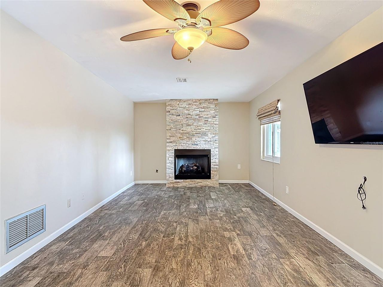 3813 Sandstone Court, New Smyrna Beach, FL 32169 Photo