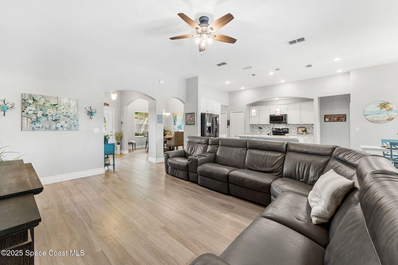 4009 Gardenwood Circle, Grant, FL 32949 Photo