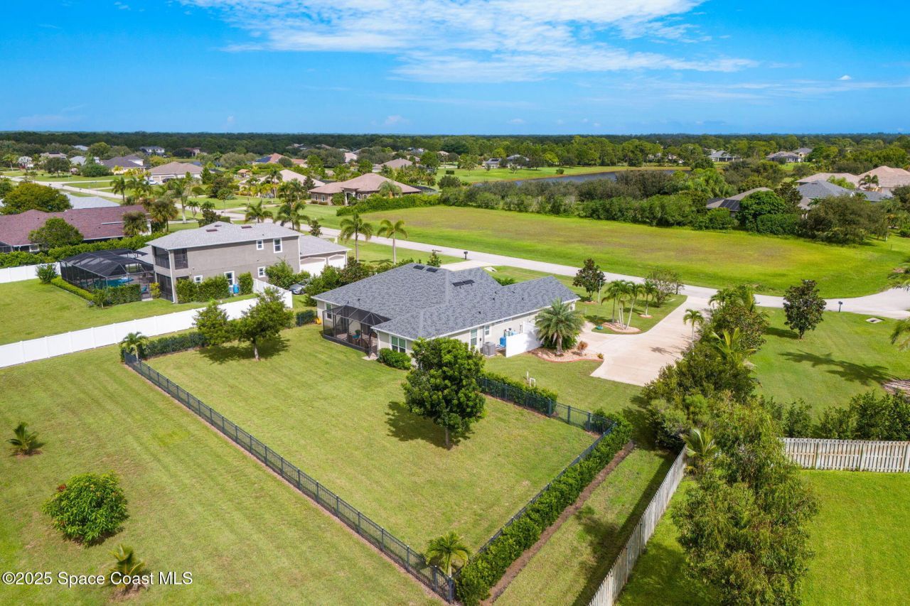 4009 Gardenwood Circle, Grant, FL 32949 Photo