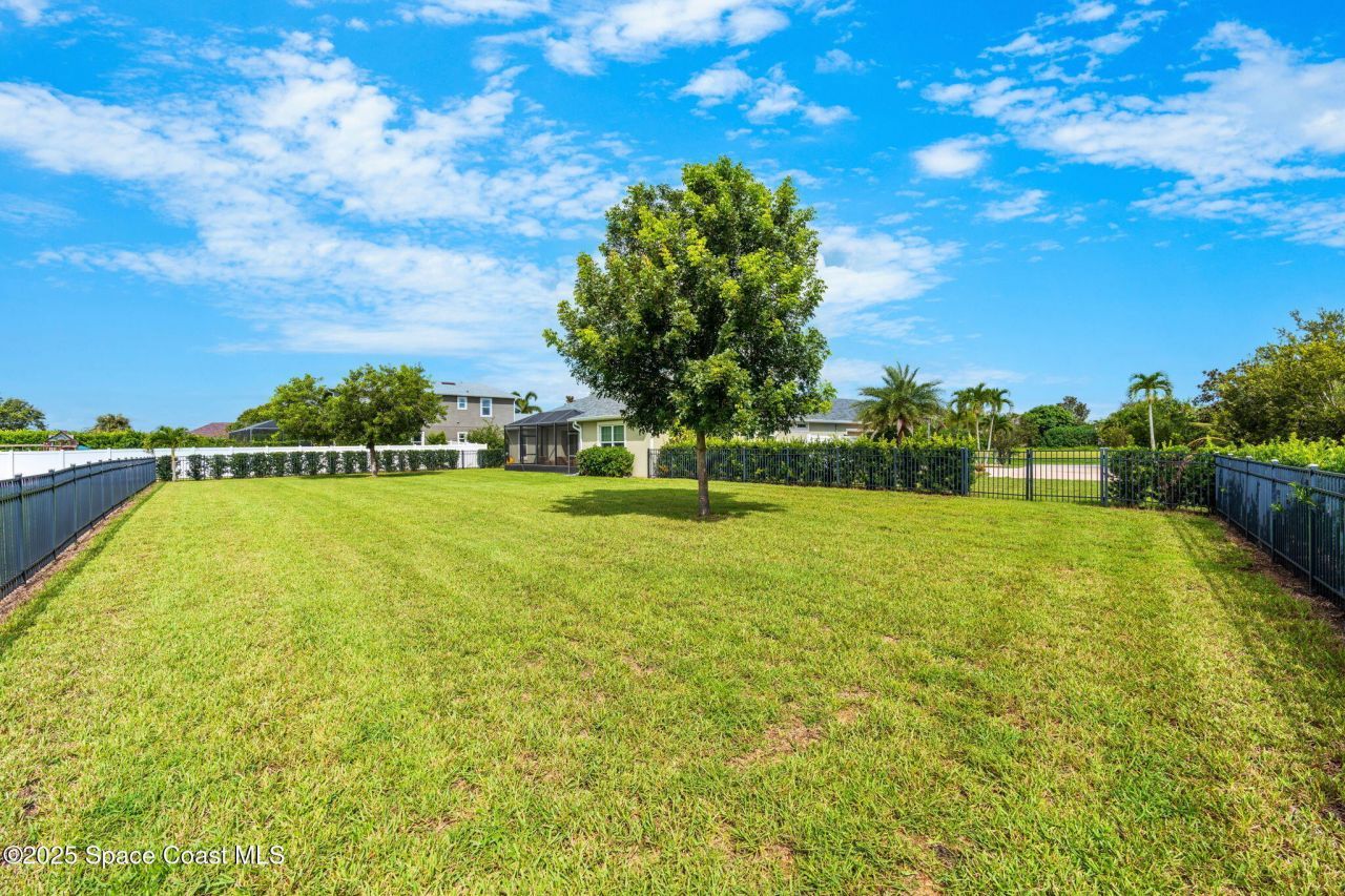 4009 Gardenwood Circle, Grant, FL 32949 Photo