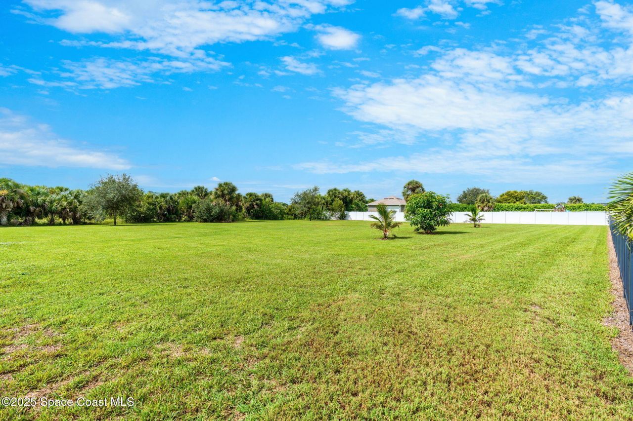 4009 Gardenwood Circle, Grant, FL 32949 Photo