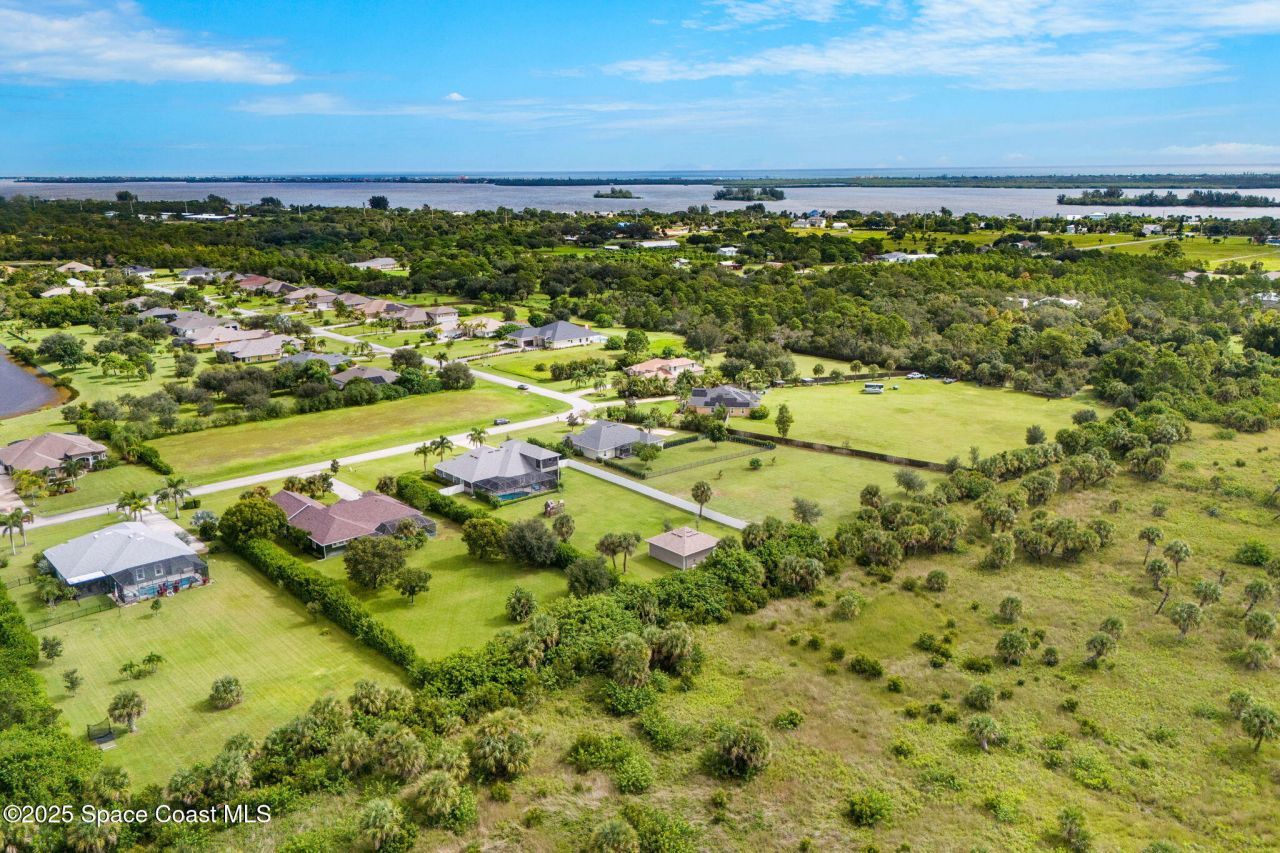 4009 Gardenwood Circle, Grant, FL 32949 Photo