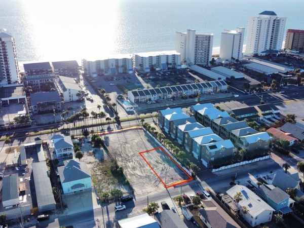 6205 Beach Drive, Panama City, FL 32408