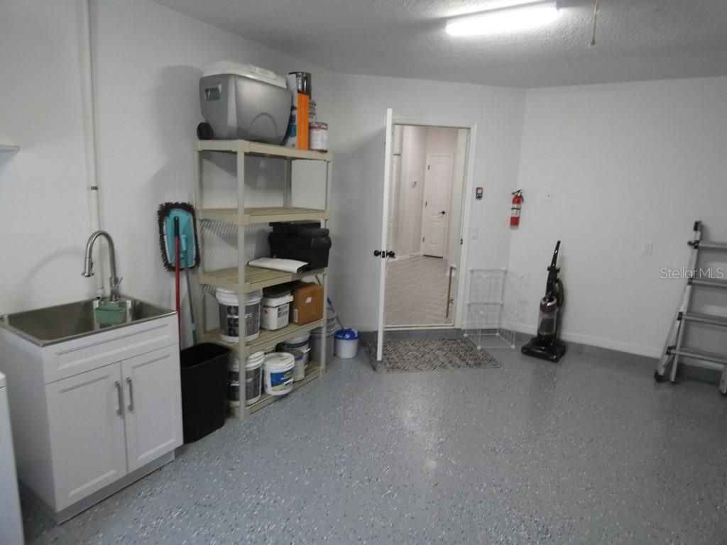 6534 Foxmoor Drive, Zephyrhills, FL 33542 Photo
