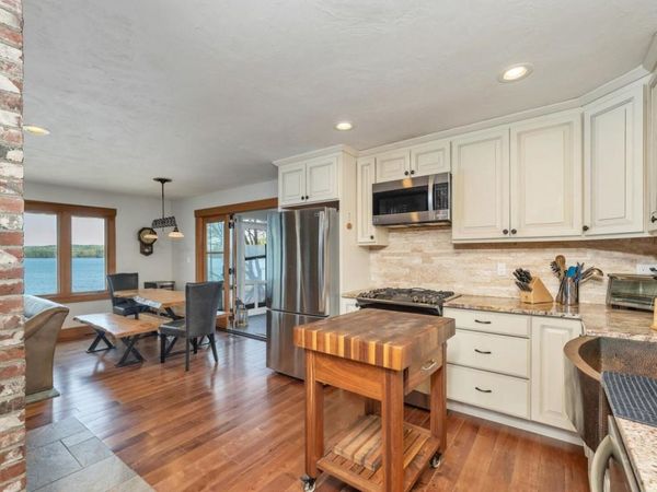 19 Mirror Lake Drive, Tuftonboro, NH 03853