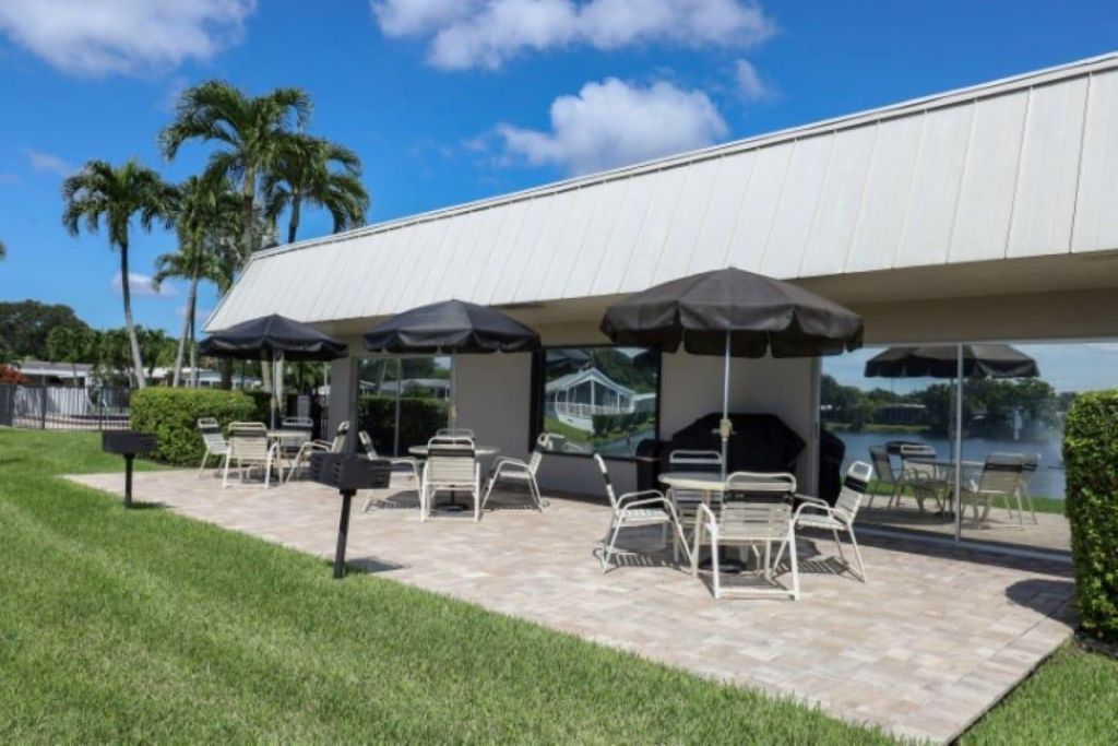 6881 NW 43rd Terrace, Coconut Creek, FL 33073 Photo