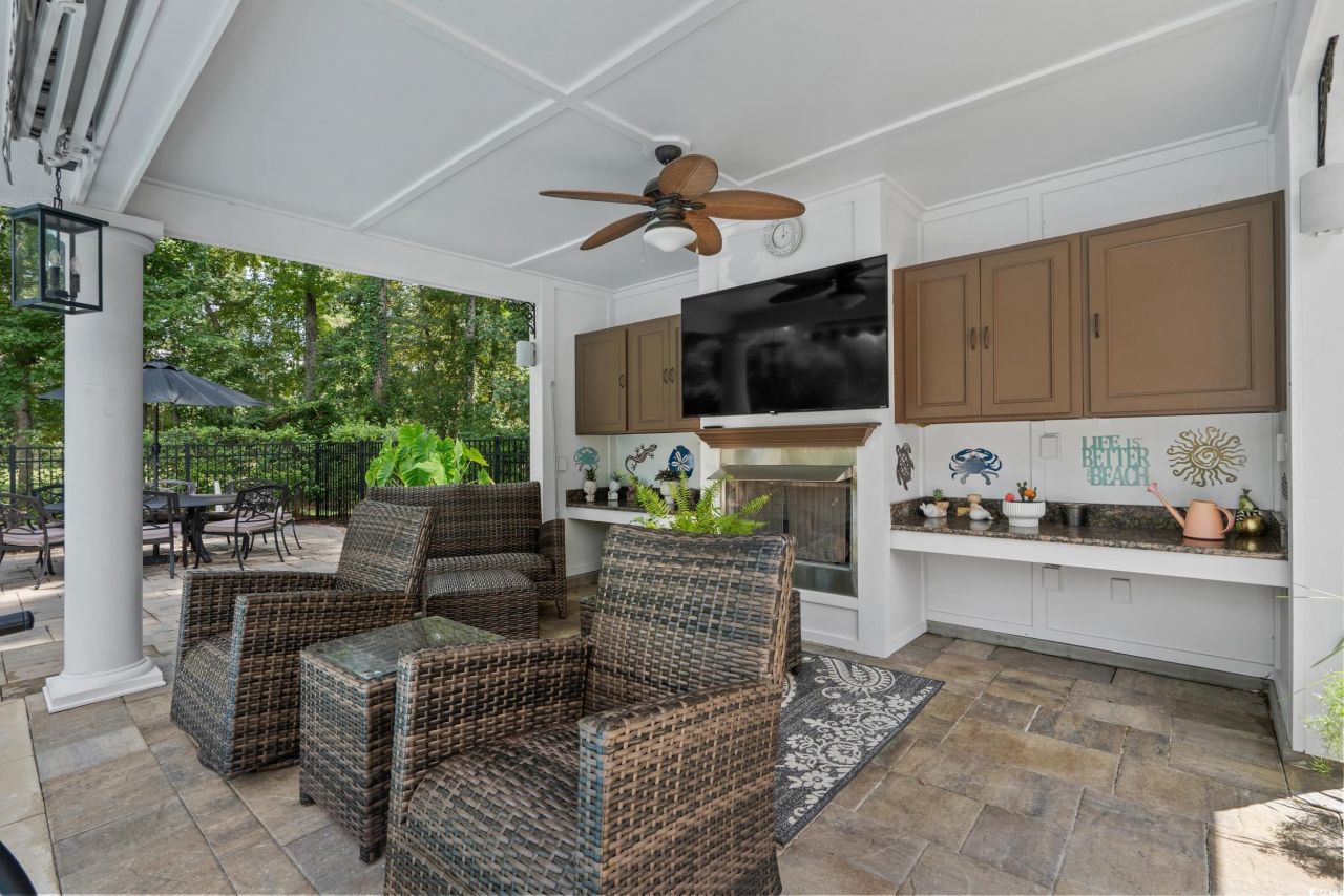 4333 Hunters Wood Dr. Photo 8