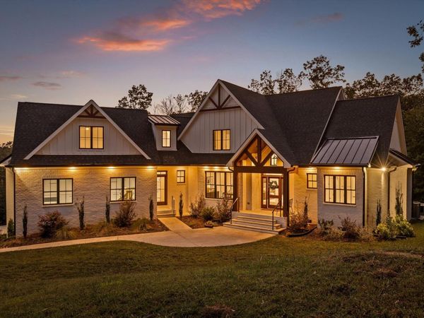 6517 Shelter Cove Drive, Hixson, TN 37343