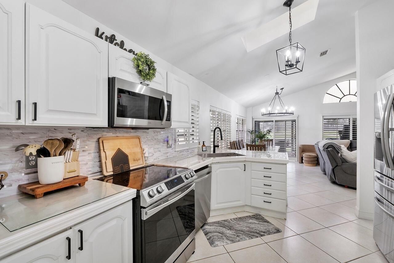 6852 Bitterbush Place, Boynton Beach, FL 33472 Photo