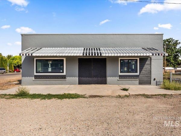 120 N Main St., Homedale, ID 83628