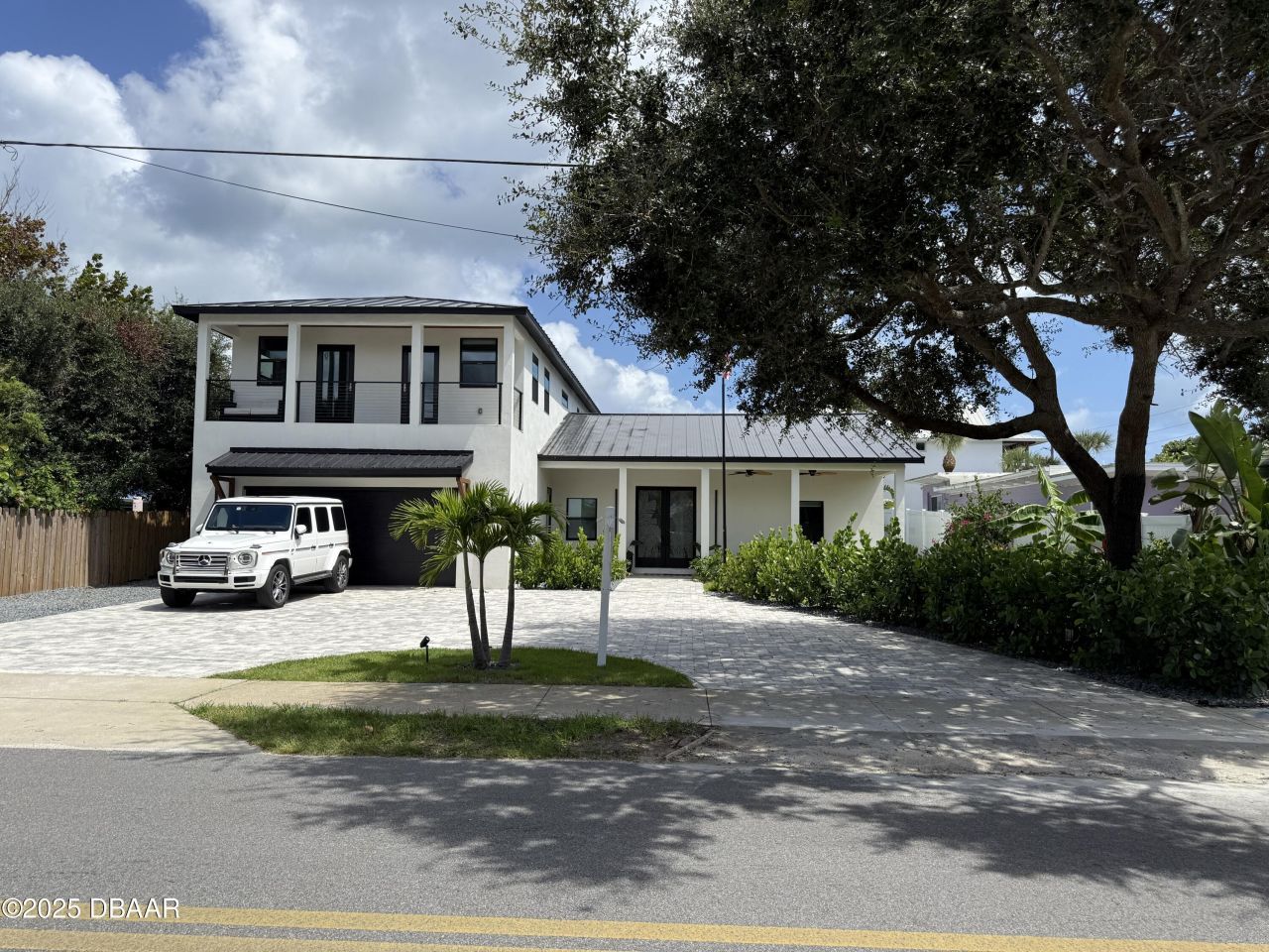 1707 N Peninsula Avenue, New Smyrna Beach, FL 32169 Photo
