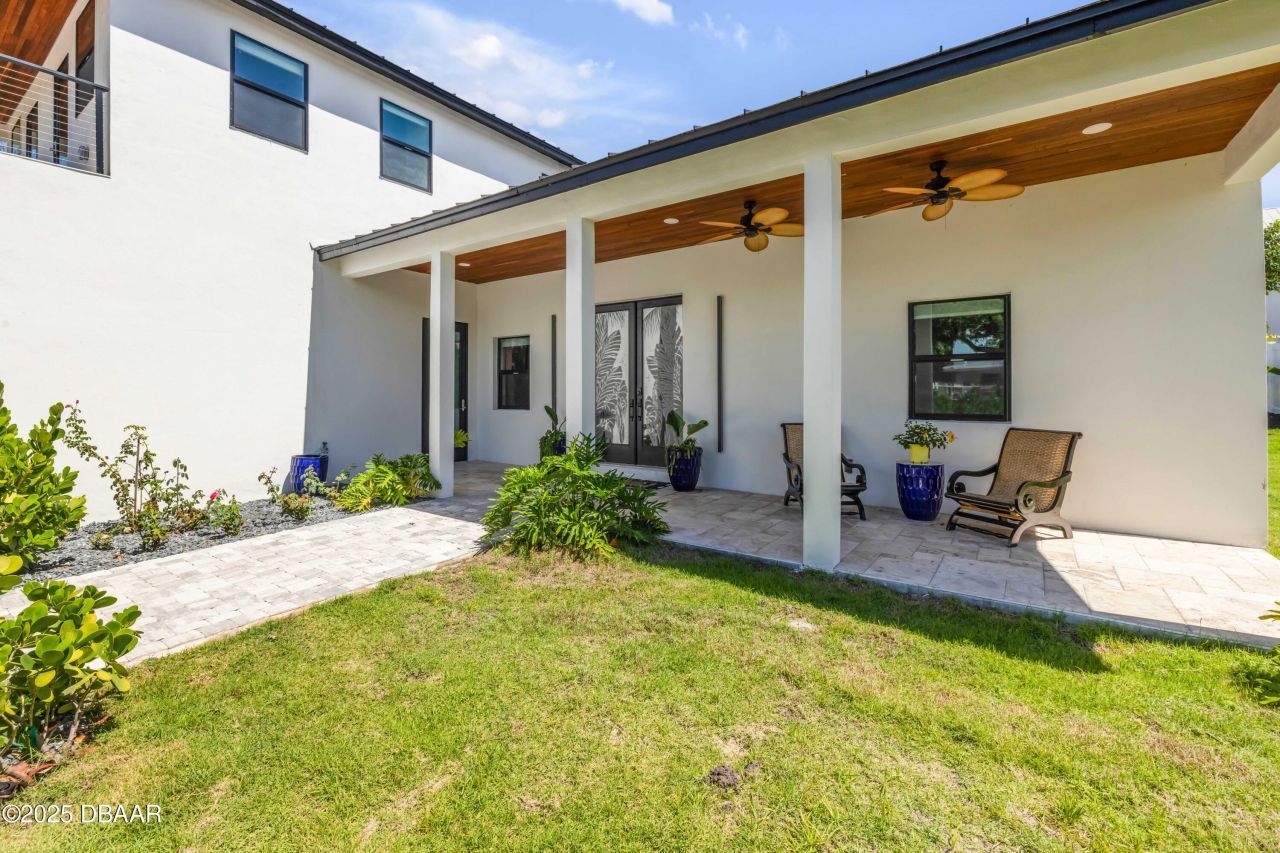 1707 N Peninsula Avenue, New Smyrna Beach, FL 32169 Photo