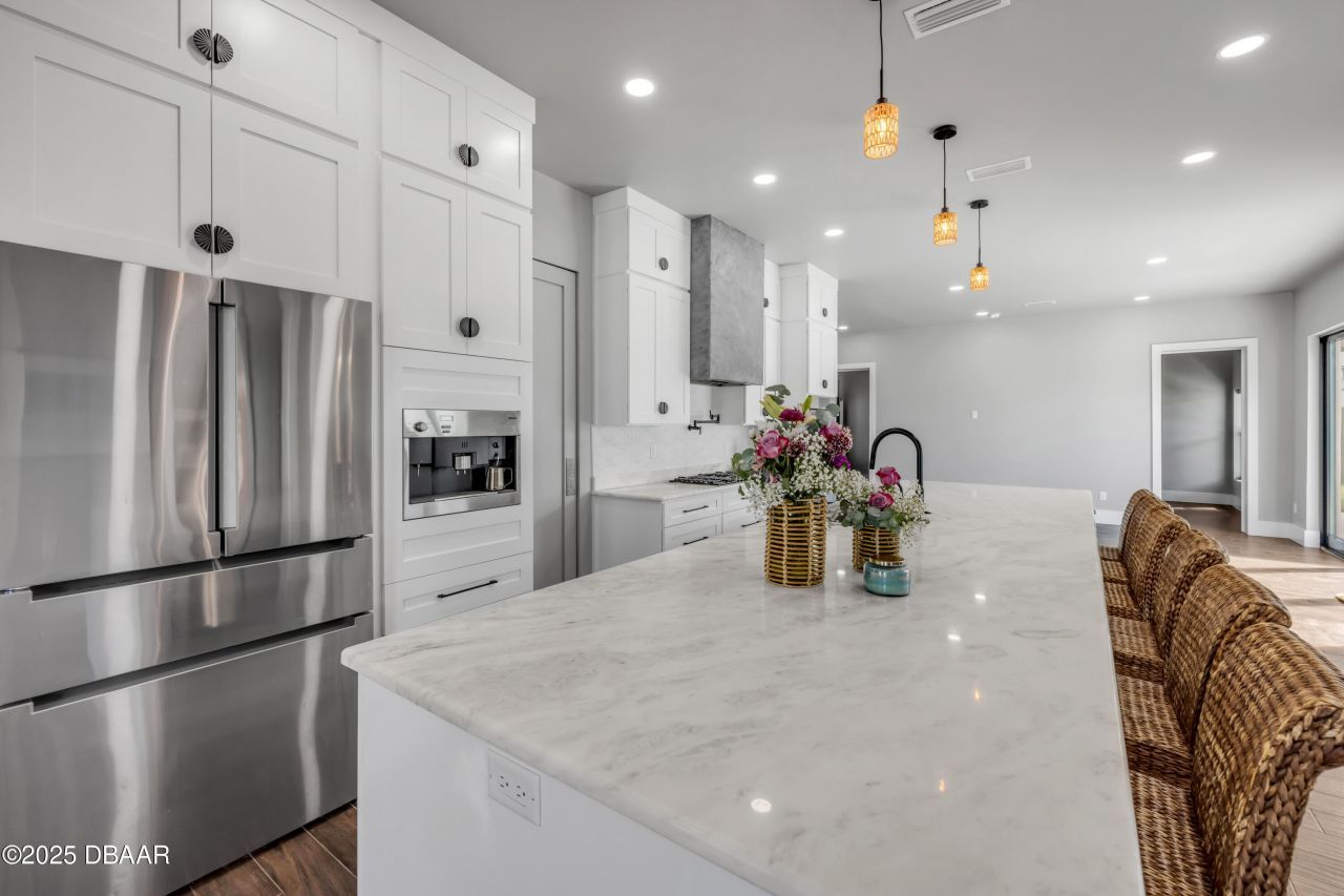 1707 N Peninsula Avenue, New Smyrna Beach, FL 32169 Photo