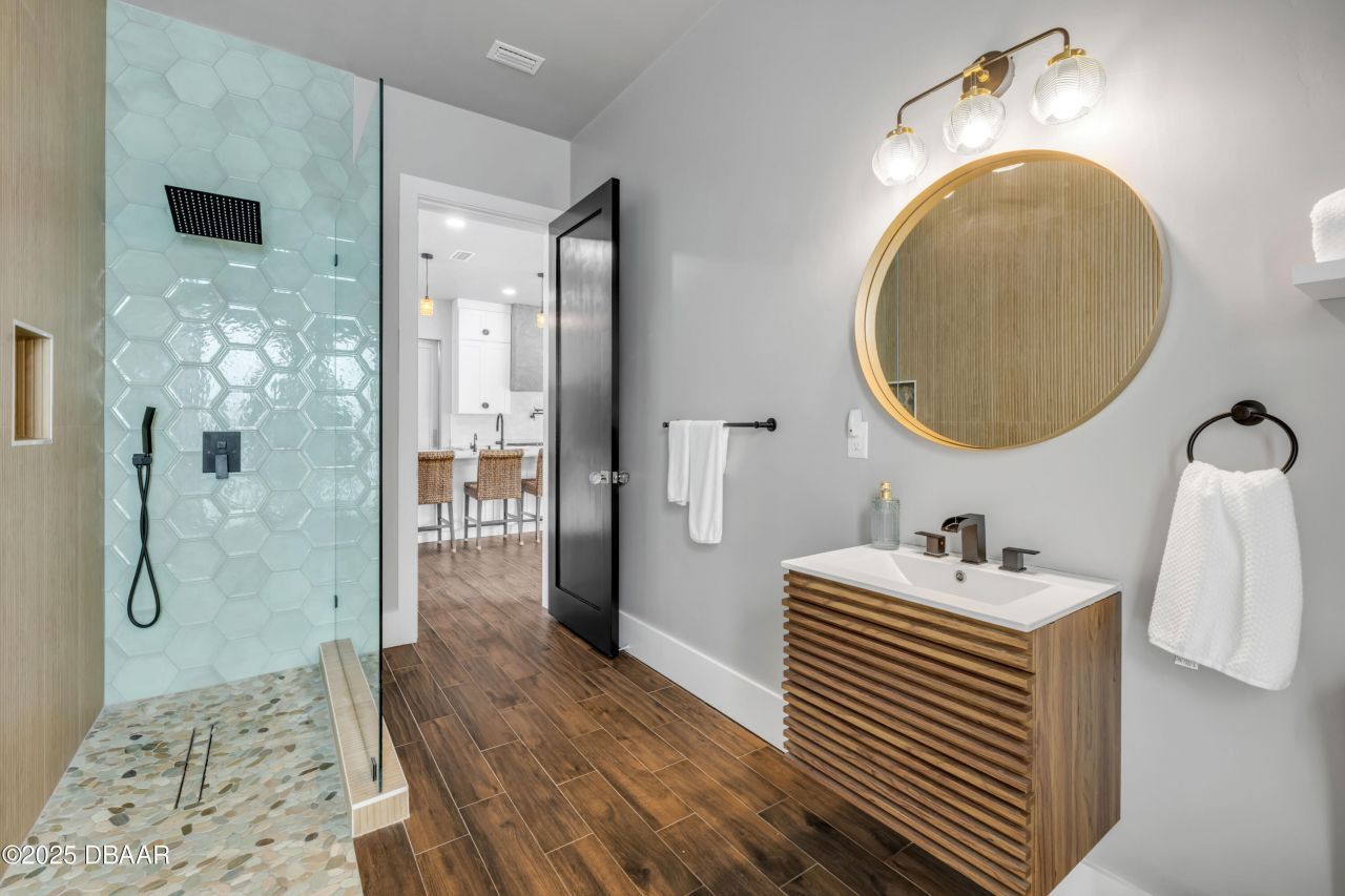 1707 N Peninsula Avenue, New Smyrna Beach, FL 32169 Photo