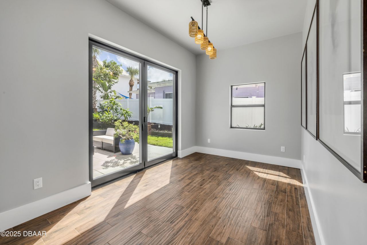 1707 N Peninsula Avenue, New Smyrna Beach, FL 32169 Photo