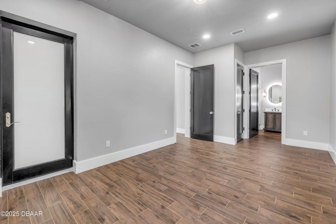 1707 N Peninsula Avenue, New Smyrna Beach, FL 32169 Photo